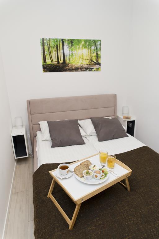 Light Rooms Apartment Krakow Bagian luar foto